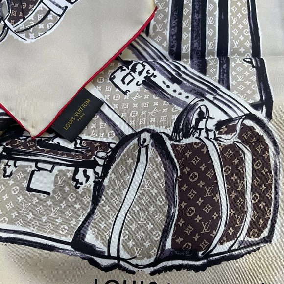 New Louis Vuitton Scarf Trunks Monogram Beige Brown Silk Wrap - Picture 8 of 14
